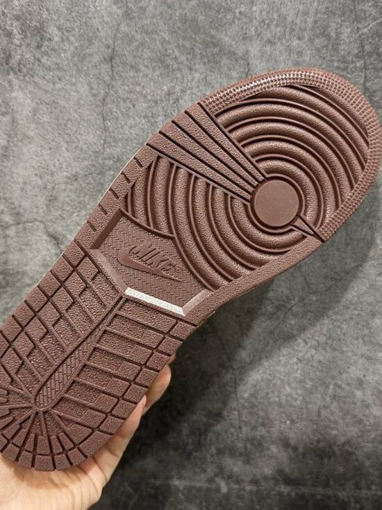Nike Air Jordan 1 Low SE “Year of the Horse” – Limited Edition Lifestyle Sneaker main image 7